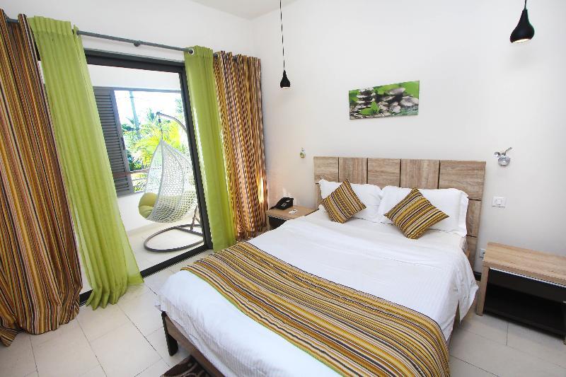 Nitzana Residences & Restaurant Pereybere Beach Eksteriør bilde